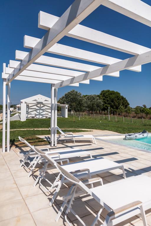 White Villas Douneika  Екстериор снимка