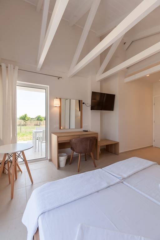 White Villas Douneika  Екстериор снимка